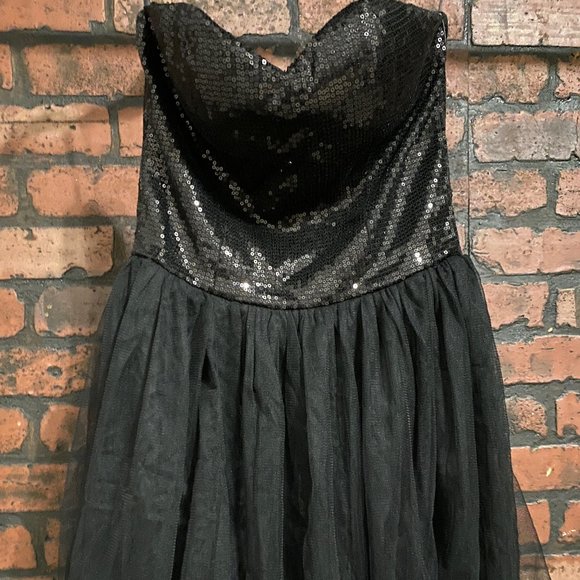 Forever 21 Sequin Top Sheer Mesh Bottom Mini Little Black Dress LBD, Small,Prom - Picture 3 of 5